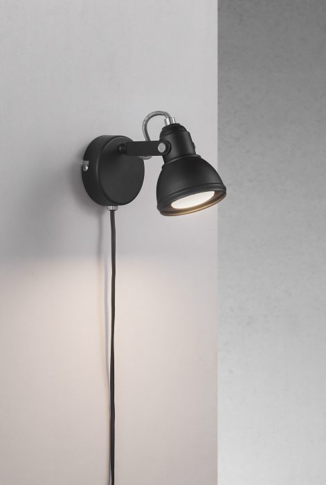 Nordlux Aslak væglampe i sort | jem & fix