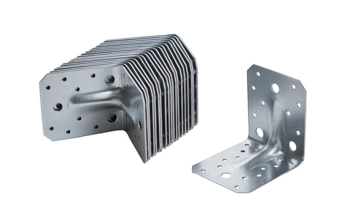 Vinkelbeslag 105 x 105 x 90 x 2,0 mm