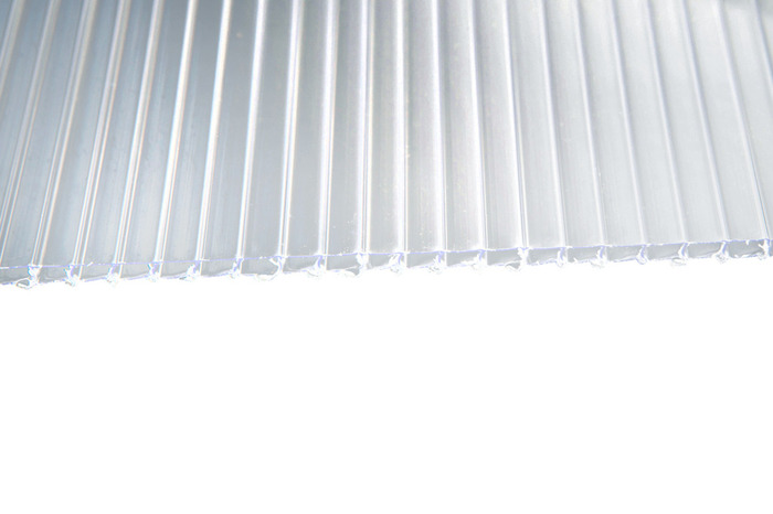 Kanalplast Riatherm Klar 4 mm - 0,7 x 1 m Rias