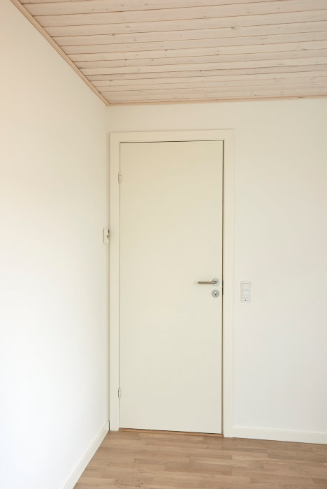 Slät innerdörr 7 x 21 till billigt pris - jem & fix